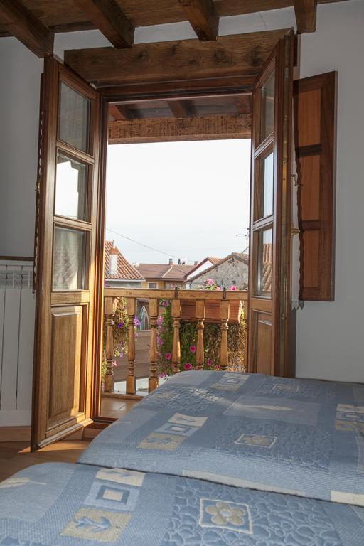 El Cabanon De Pimiango Guest House Phòng bức ảnh