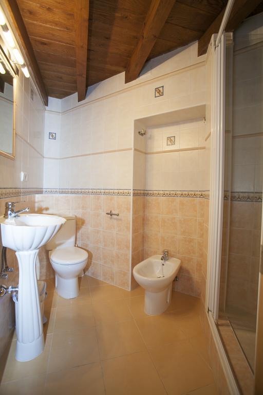 El Cabanon De Pimiango Guest House Phòng bức ảnh